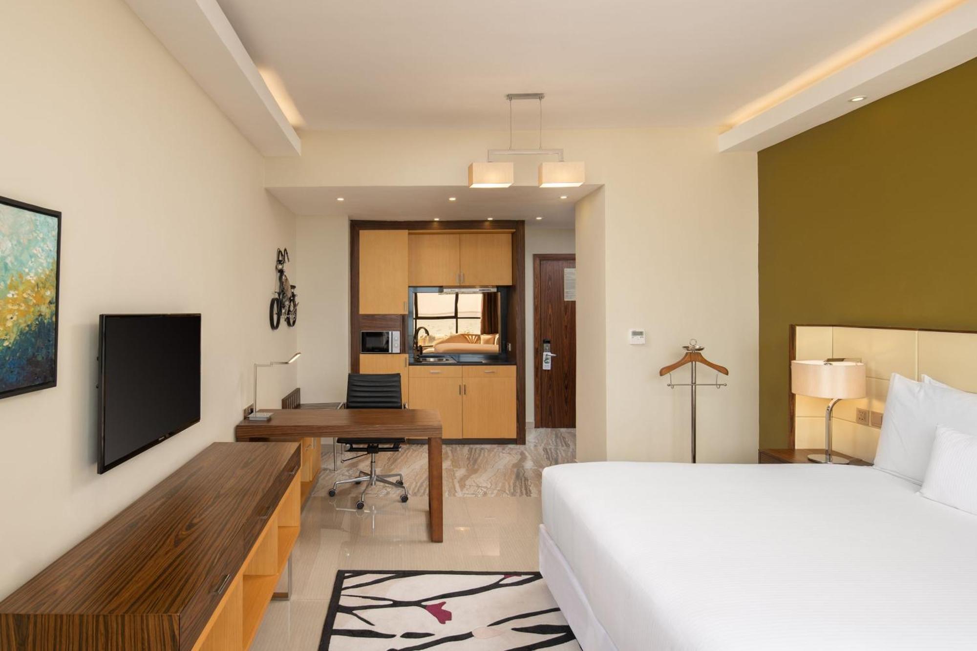 Element By Westin Hotel Дар ес Саалам Екстериор снимка