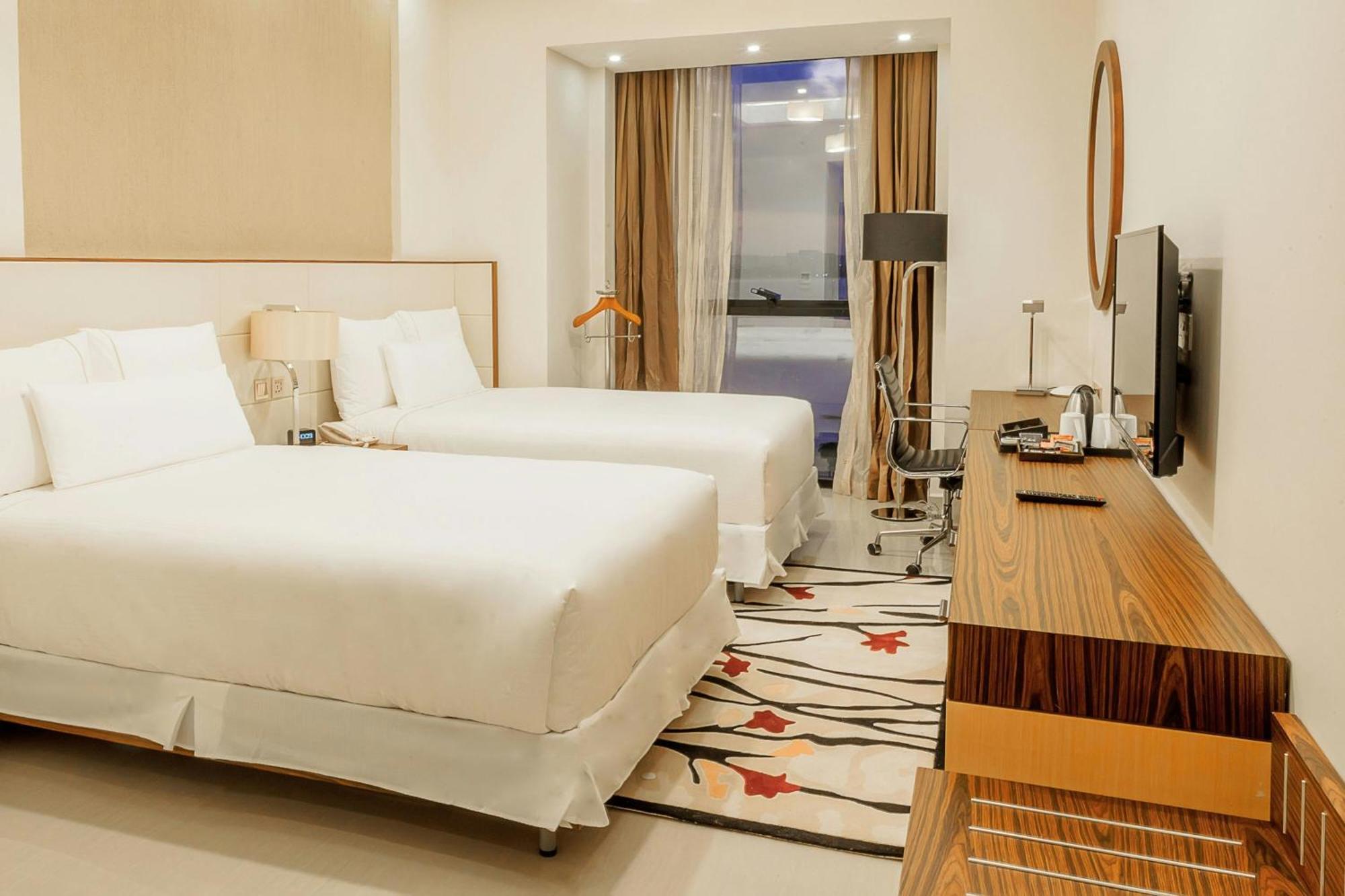 Element By Westin Hotel Дар ес Саалам Екстериор снимка